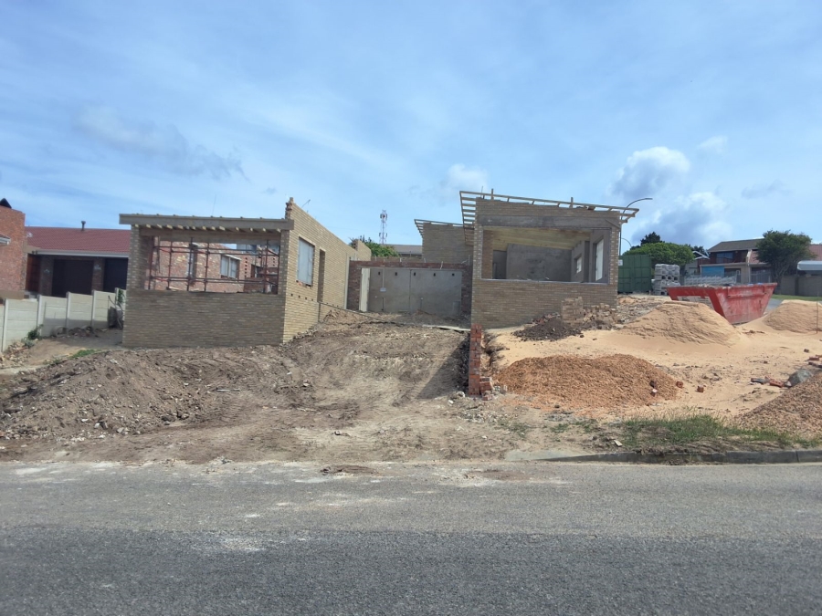 3 Bedroom Property for Sale in Dana Bay Western Cape